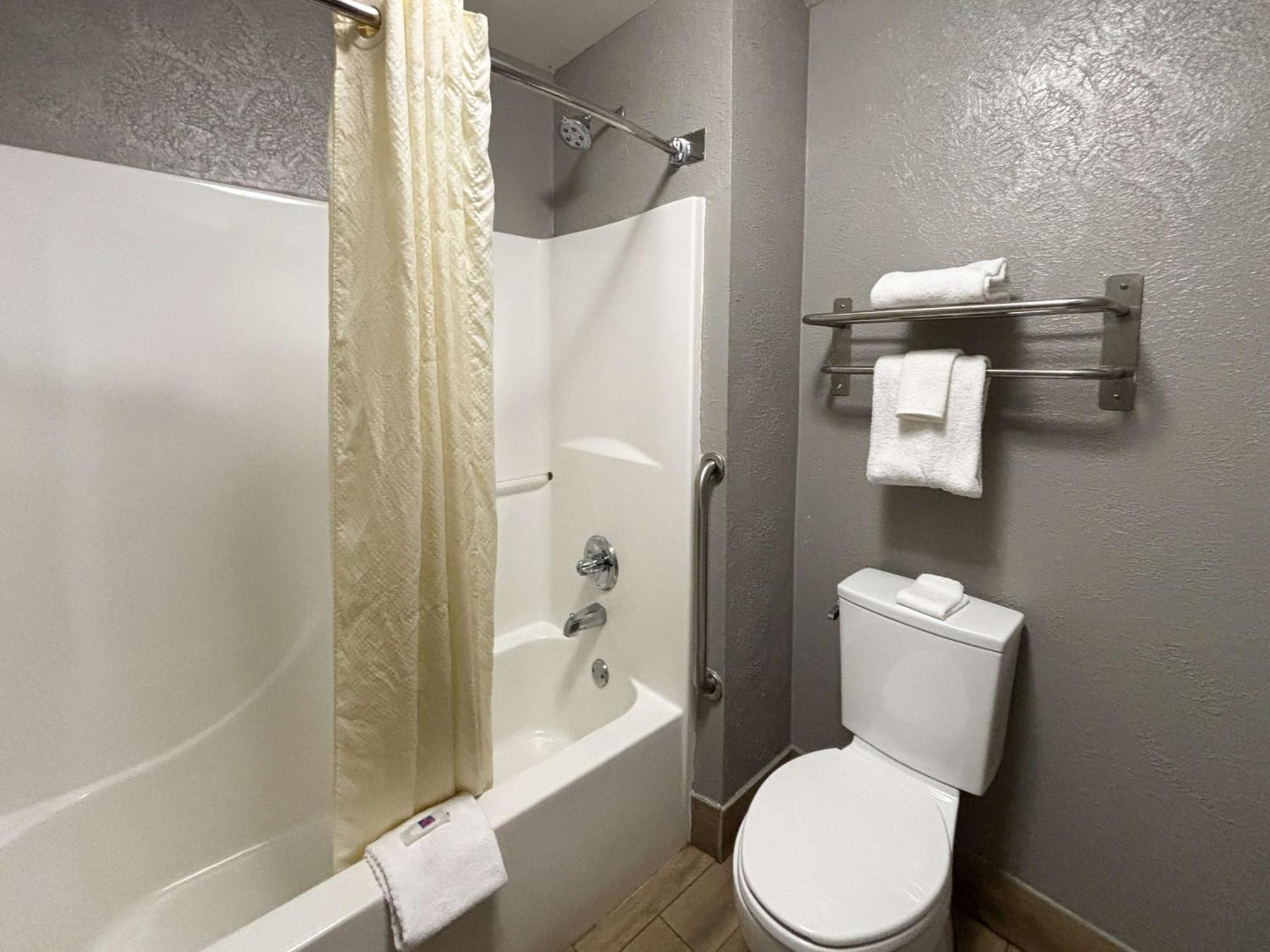 Motel 6 Prattville Al Exterior photo