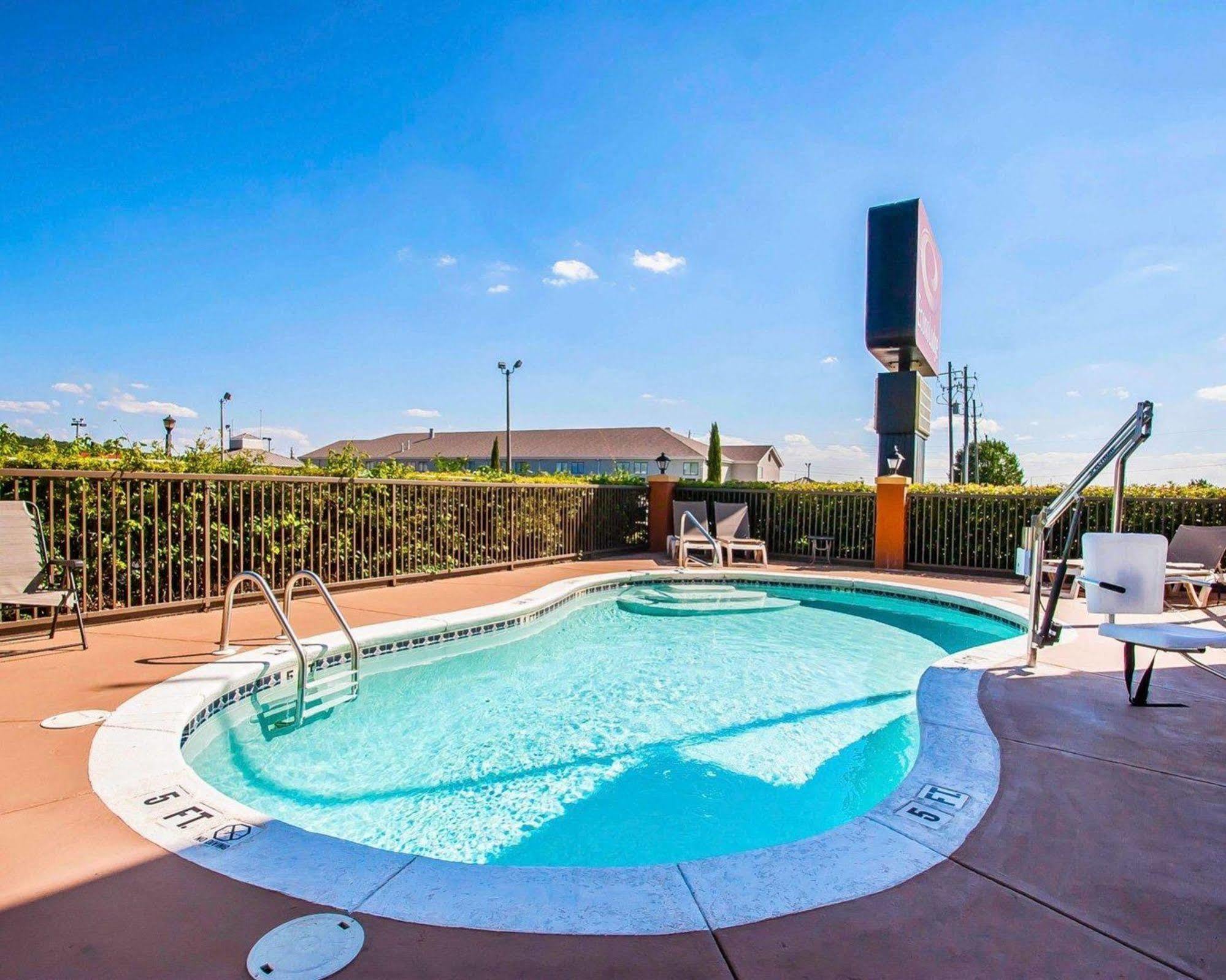 Motel 6 Prattville Al Exterior photo